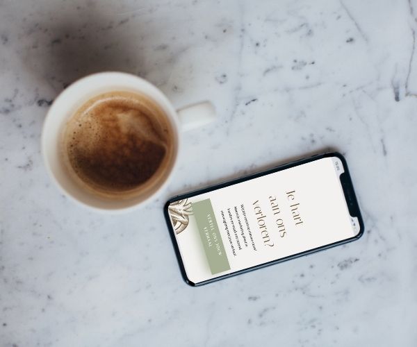 iphone website en koffie